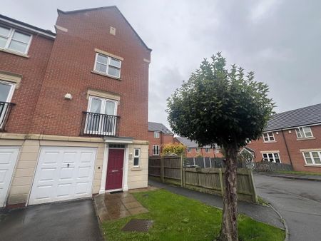 3 bedroom semi-detached house to rent - Photo 3