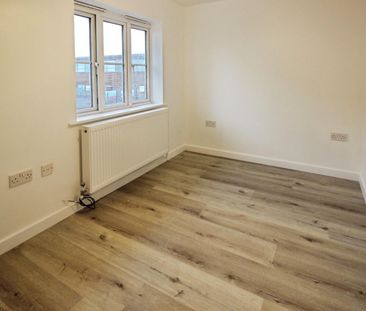 2 bedroom House To Let Total Size: 635 SQ FT - Photo 4