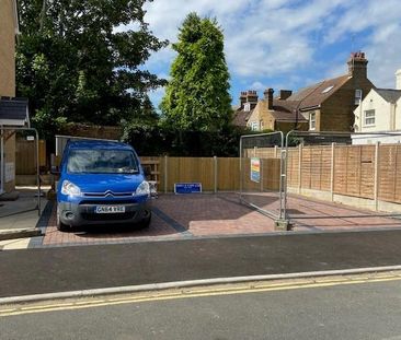 1 bedroom flat to rent - Photo 6