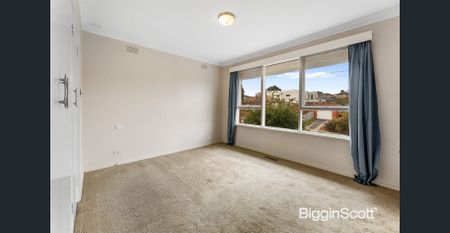 Family Home in Double School Zone! - Photo 5