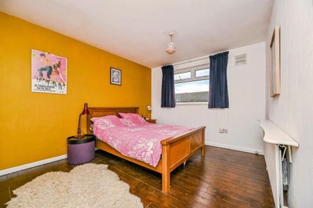 3 Bed Terraced House, Montpelier Drive, L8 - Photo 4
