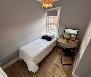 5 bedroom house share to rent - Photo 2