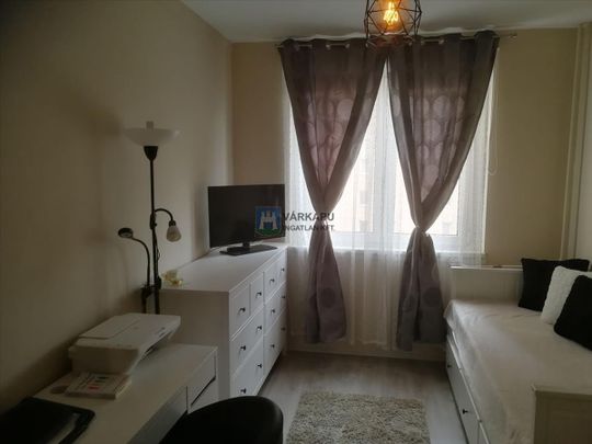Kiadó felújított panel lakás - Székesfehérvár - Photo 1