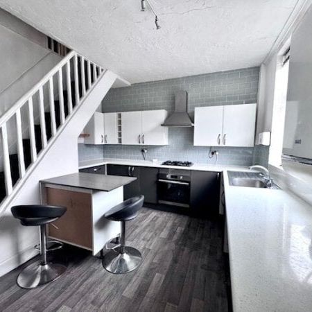 Longfield Road, Bolton BL3 - Photo 1