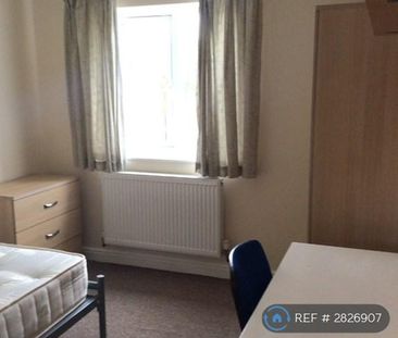 1 bedroom in a house share to rent - Photo 6