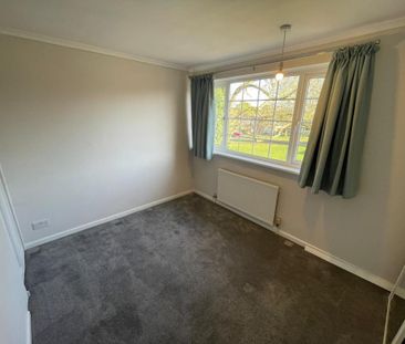 3 bedroom end of terrace house to rent - Photo 1