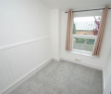 2 bedroom | Terraced house - Photo 1