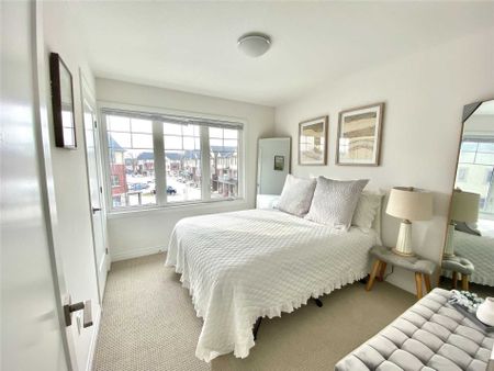 For Lease - 42 Farley Lane, Hamilton, Ontario - Photo 3