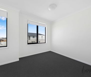 Stylish 2-Bedroom Townhouse in Donnybrook! - Photo 1