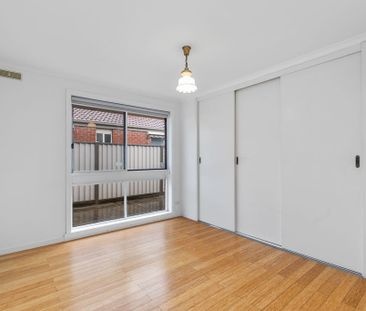 Quiet Living with Space to Enjoy - Photo 4