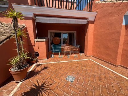 ALQUILER ADOSADA EXCLUSIVA | 3.000 €, 277 m² - Photo 5