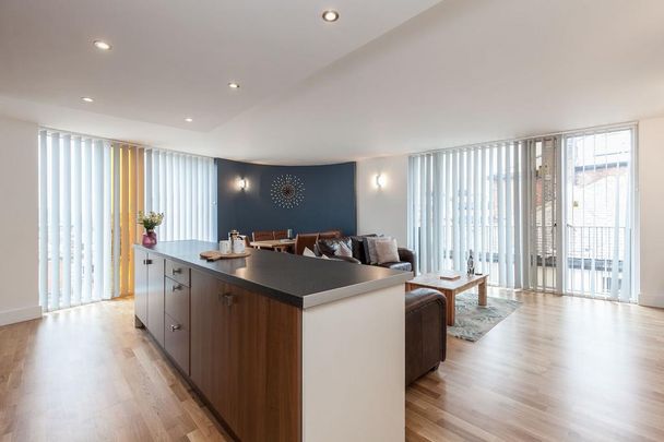 2 bedroom serviced apartment to rent - Photo 1