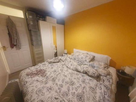 Short Heath Road, Fernfail Court, B23 - Photo 3