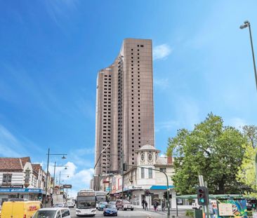 Modern One-Bedroom Apartment with Urban Convenience (Partly Furnished) - Photo 4