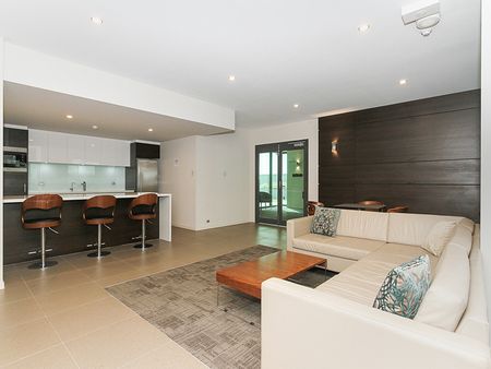 100/90 Terrace Road, East Perth WA 6004 - Photo 3