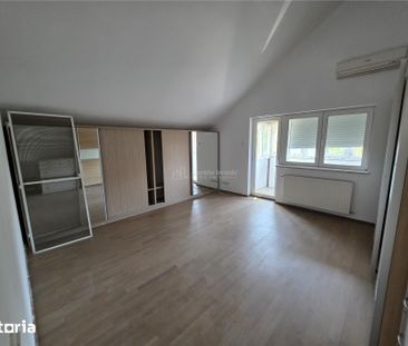 Vila cu piscina - Pipera - 5 camere - 3 bai - 218mp - 900mp teren - Fotografie 4