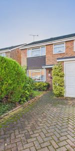 4 bed detached house to rent in Tithe Close, Maidenhead, Berkshire, SL6 2YT - Photo 4