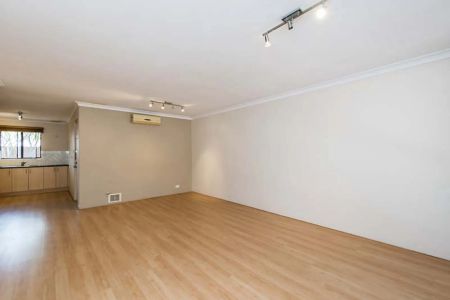 Lock up & Leave. - Photo 5