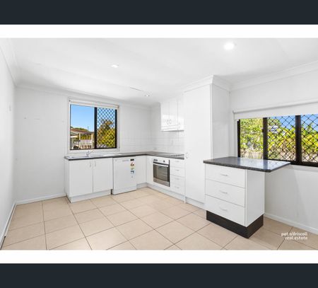 12 Lucas Street, Berserker, Qld 4701 - Photo 4
