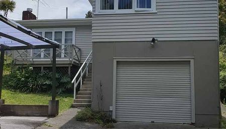 Charming 3BR Home in Avondale - Photo 4