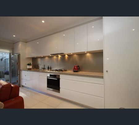 5/57 Union Street, Cooks Hill, NSW 2300 - Photo 5