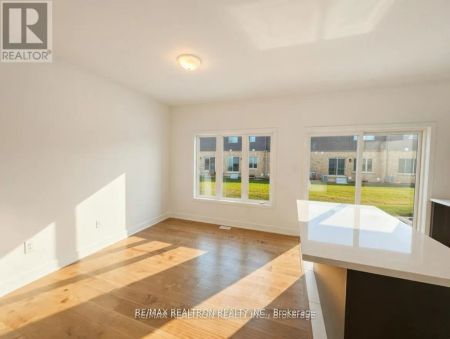 44 WESTWOOD AVENUE - Photo 2