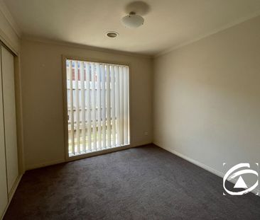 73 Melzak Way, 3806, Berwick Vic - Photo 1