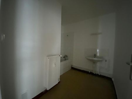 Location Appartement 4 pièces 72m² VALENCE 26000 - Photo 3