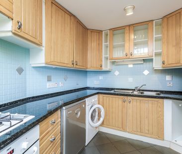 2 bedroom apartment to rent Port Way, Portsmouth, PO6 - Photo 6