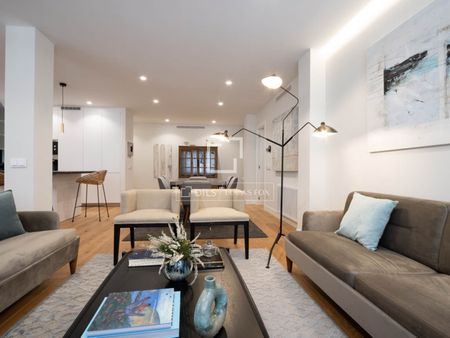 Excellent 3 Bedroom apartment for rent in Recoletos, Madrid - Photo 5