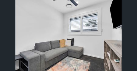 Modern 4 bedroom home in Thirlmere - Photo 2