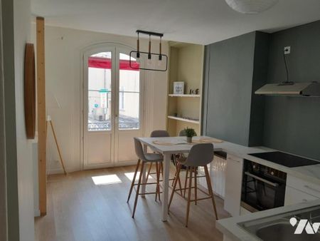 A LOUER APPARTEMENT MEUBLE T2 LAVAL - Photo 5