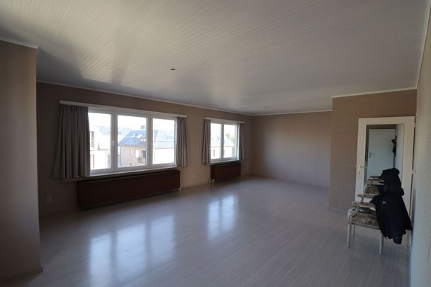 Dakappartement met 2 slaapkamers en garage in Beerse. - Photo 1