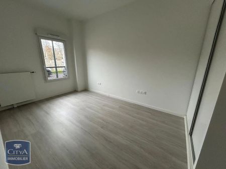Appartement à louer 3 pièces 66.08m² - Photo 3