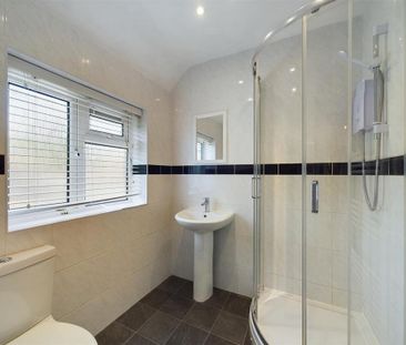 5 bedroom terraced house to rent - Photo 3