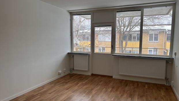 Stångjärnsgatan 260 - Foto 1