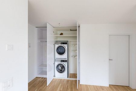 Moderne 2.5 Zi.-Whg. im naturnahen Fünfeck - Photo 3