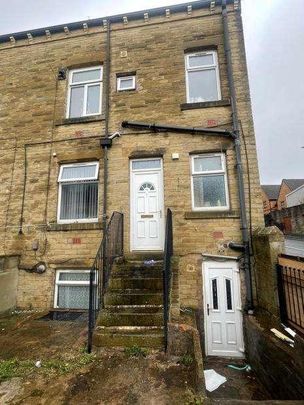 Harriet Street, Bradford, BD8 - Photo 1