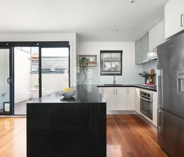 14/22 French Avenue, Brunswick East VIC 3057 - Photo 2