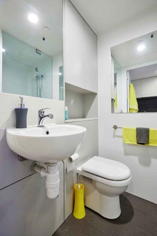 Ultra Twin, King Single Bed - Photo 3