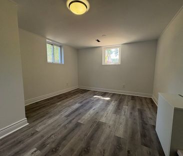 For Lease - 581 Paterson Street Unit# #1, Peterborough Central, Ont... - Photo 2