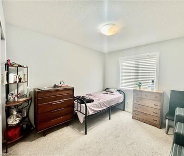 For Lease - 5 Sparrow Avenue, Cambridge, Ontario - Photo 3