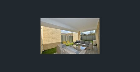 Great Location - Photo 2