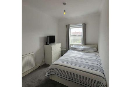 Devonshire Street, Bridgwater, TA6 - Photo 4