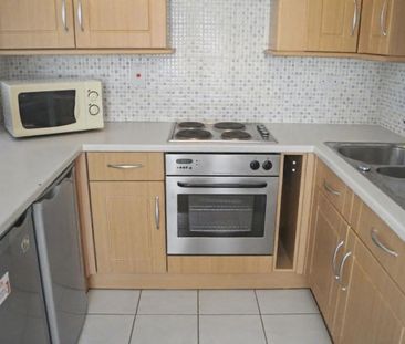 Salters Mews, Neath Hill, Milton Keynes - Photo 6