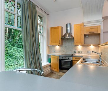 Clarence Road, Bollington, Macclesfield, Cheshire, SK10 - Photo 3