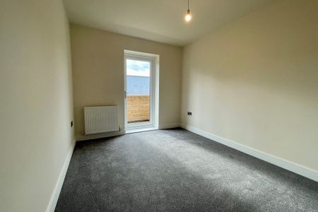 Sackville Street - Photo 3