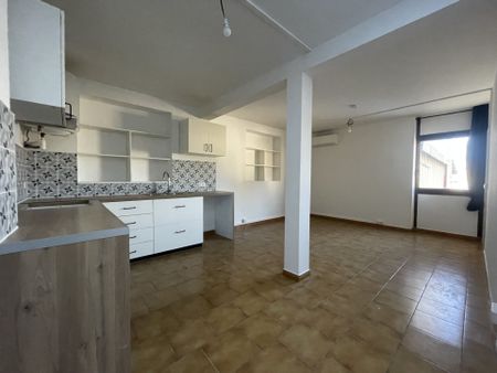 Location Appartement 2 pièces 47m² AUBAGNE 13400 - Photo 4