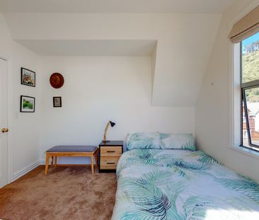 COMFORT AND CALM IN THORNDON - Photo 5
