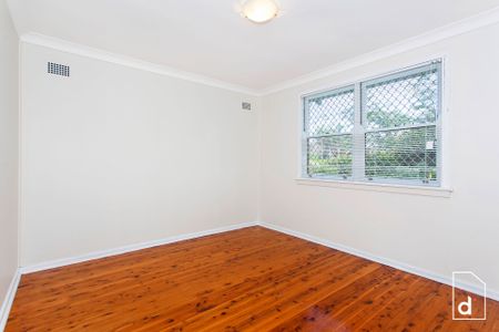 Convenience Meets Comfort In This Family-friendly Home - Photo 2